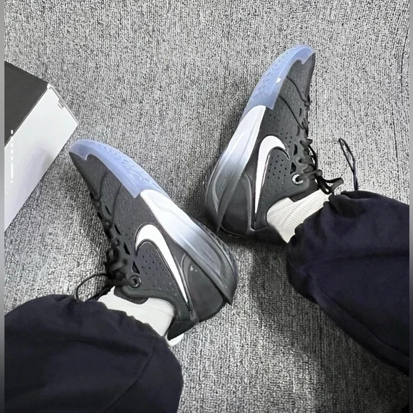 Nike G.T. Cut 3 - Picture 2 of 9